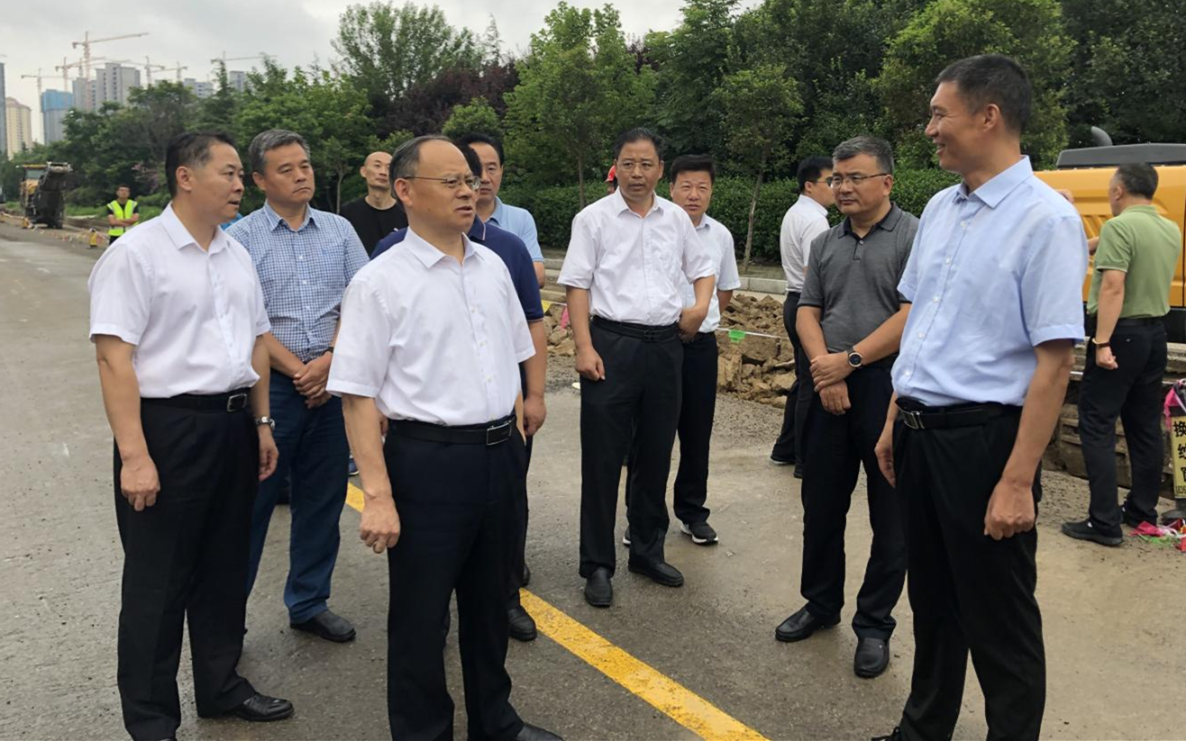 【集团动态】市委副书记、市长马宏伟检查污水管网改造工程时指出 保证质量  加快进度  限期完成改造任务