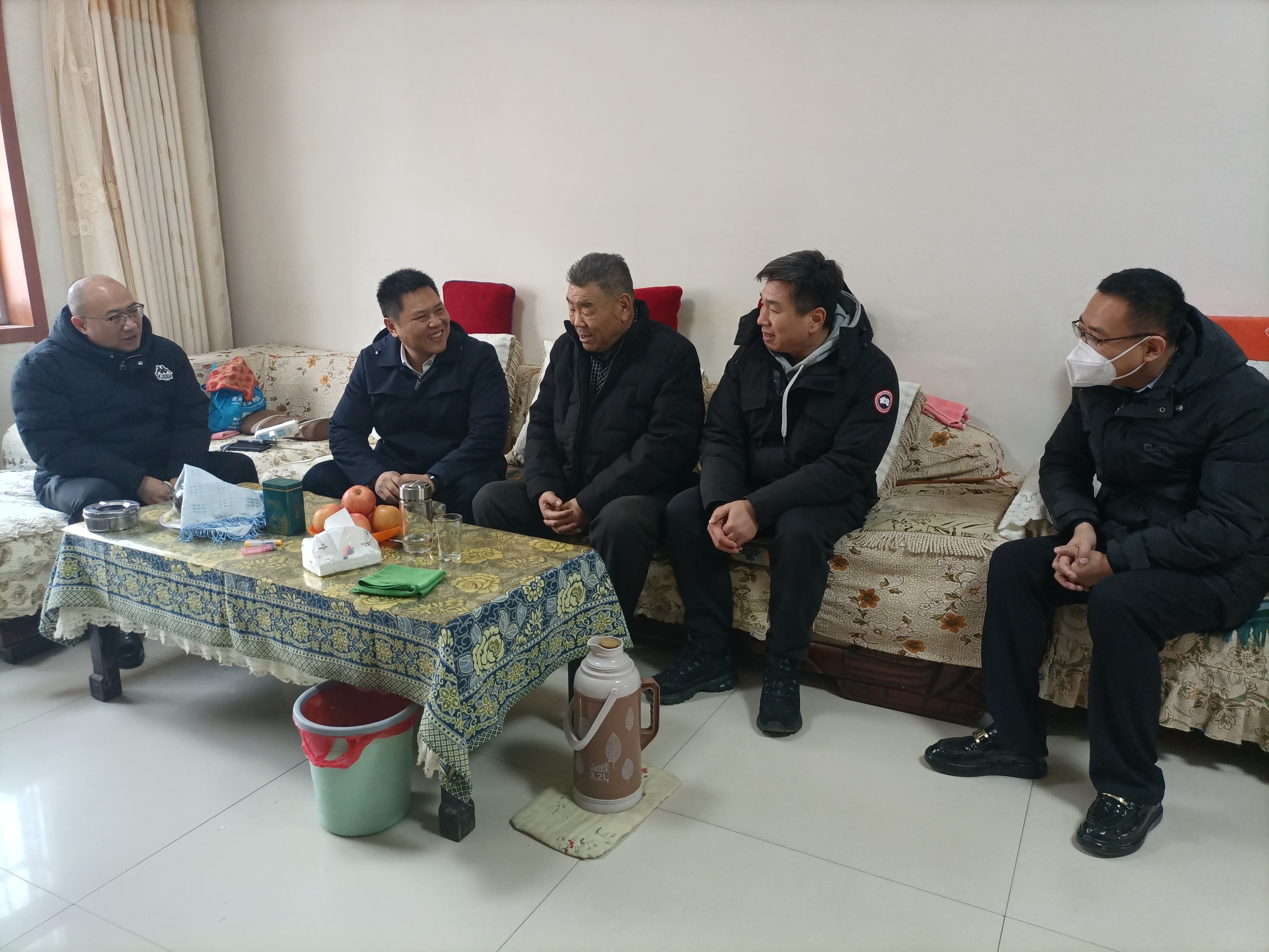 【集团动态】岁寒走访送真情  组织关怀暖人心 ——市水务发展集团开展走访慰问活动