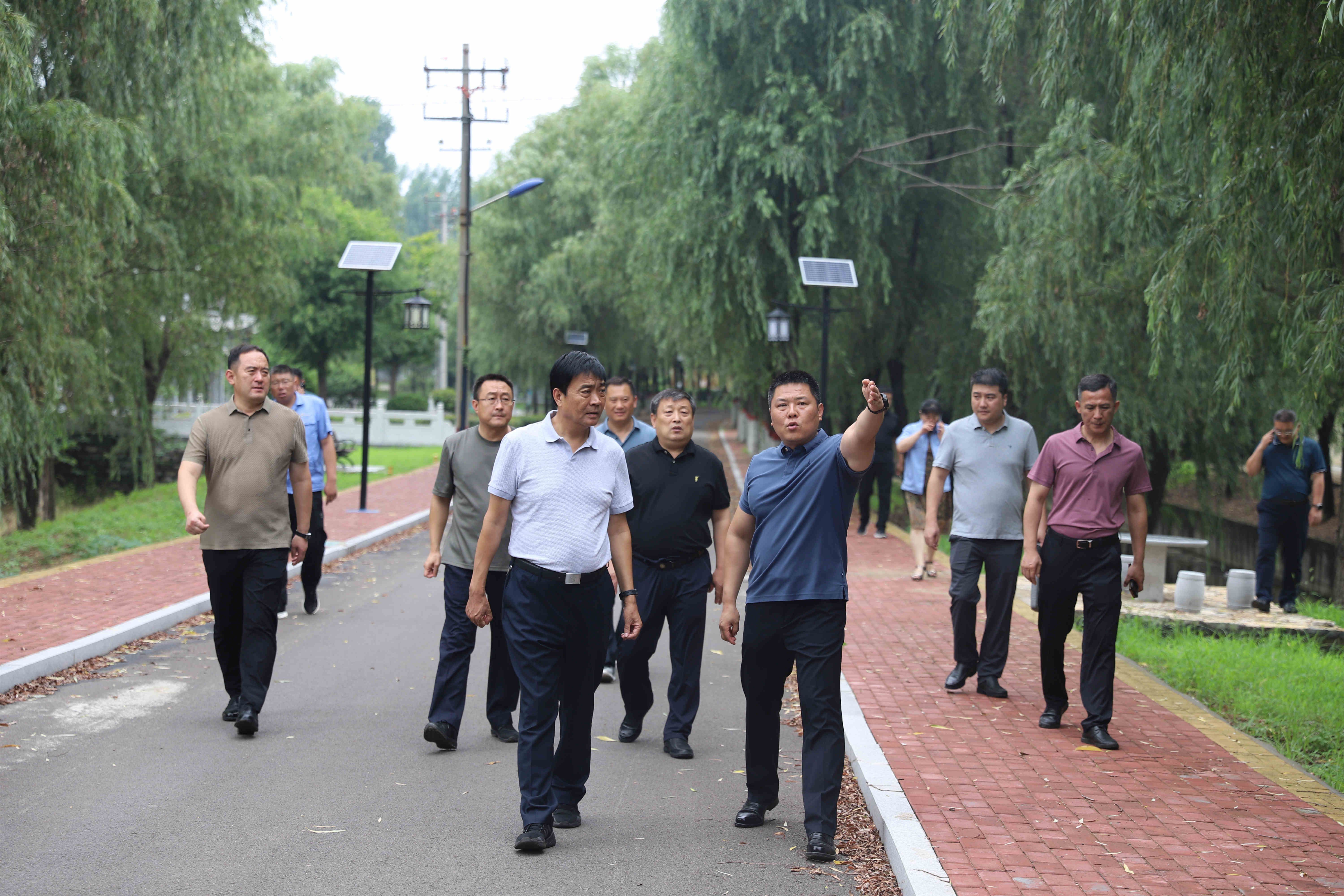 【集团动态】市国资局张志强一行到集团进行督导检查