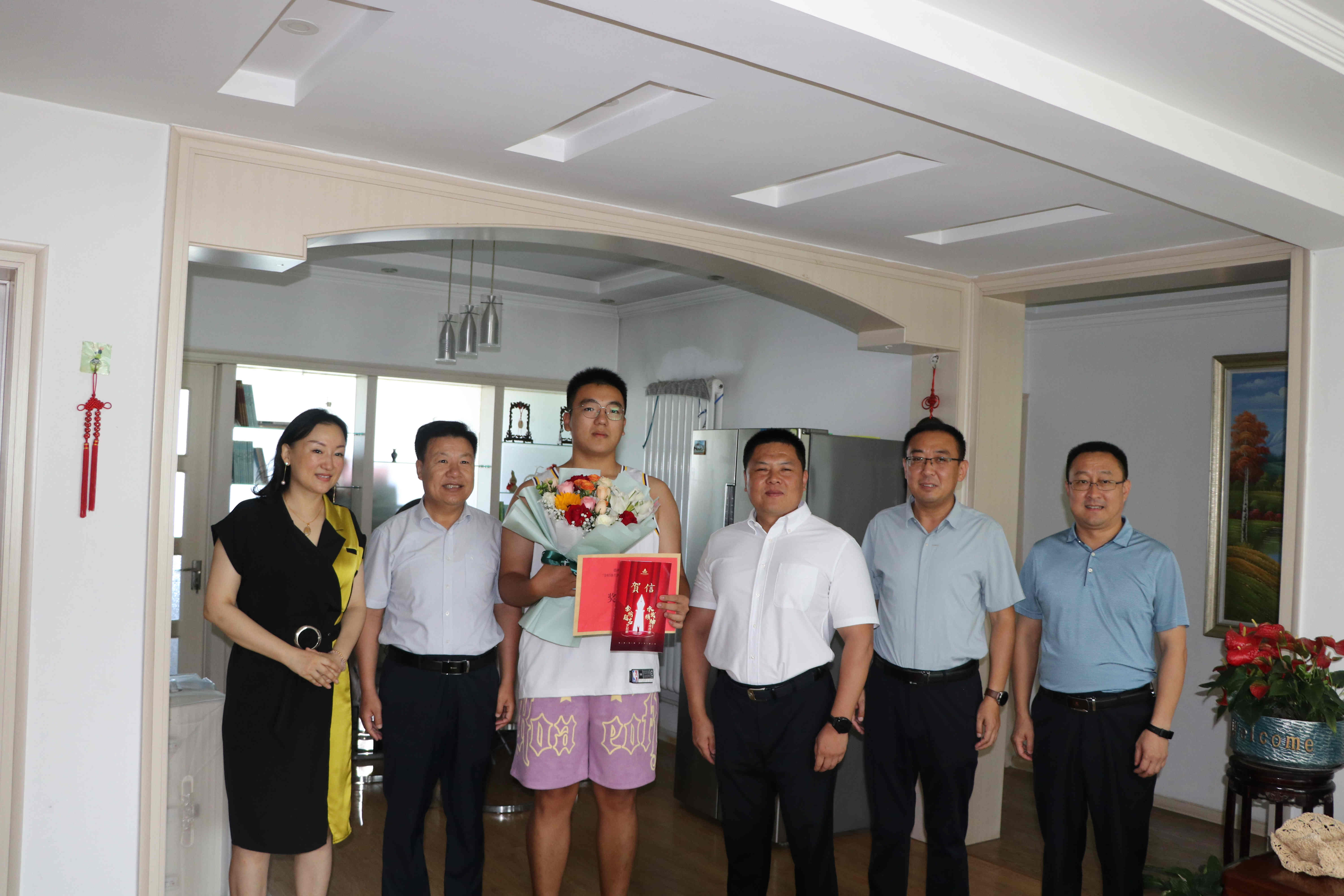 【集团动态】“金榜题名梦起航·水发精神续传承”——市水务发展集团开展送贺信活动