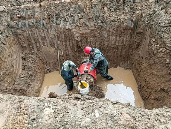 【集团动态】加快抢修供水管道 保障群众饮水安全
