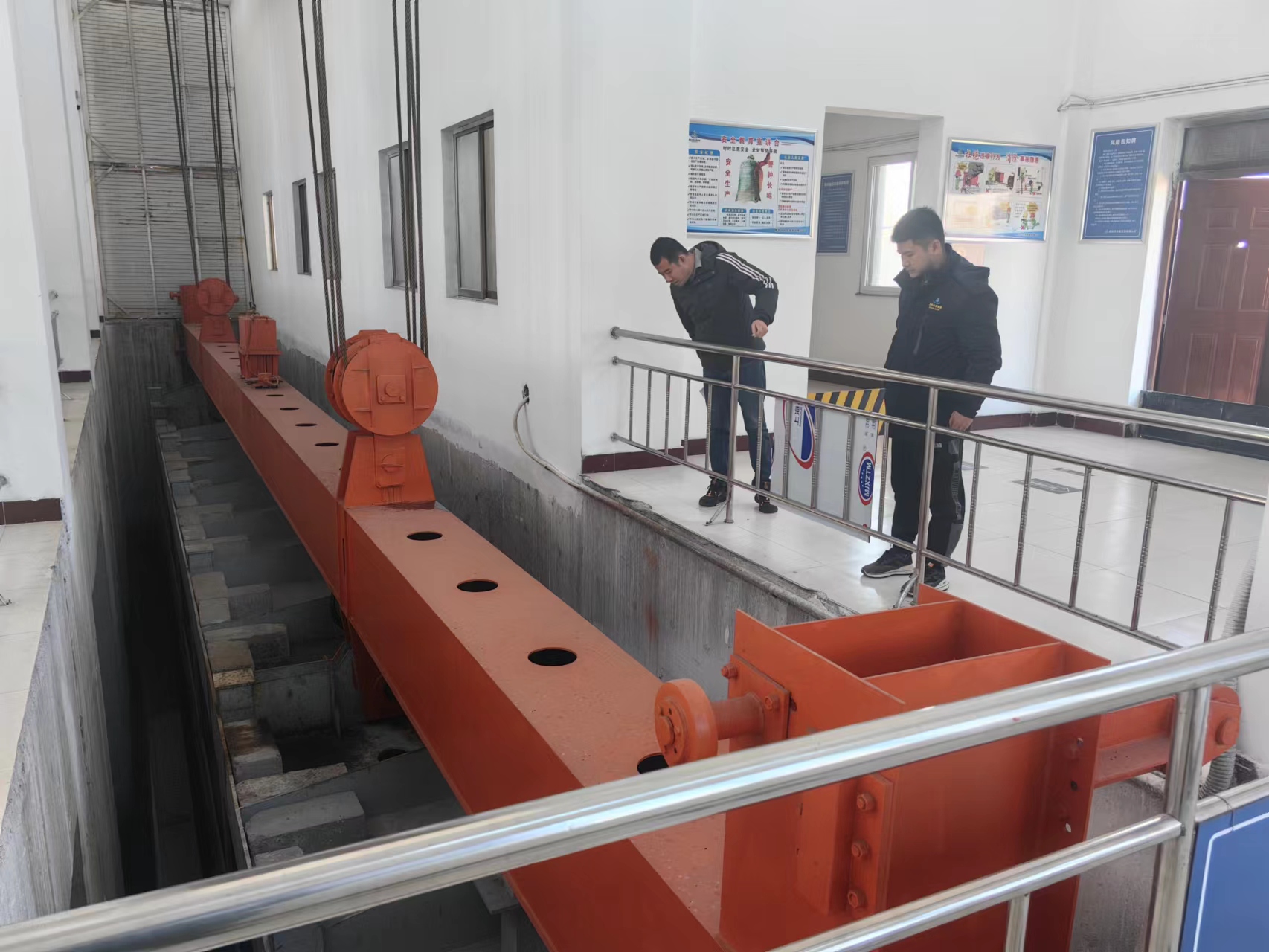 墨子湖湖东堤工程进行安全巡查