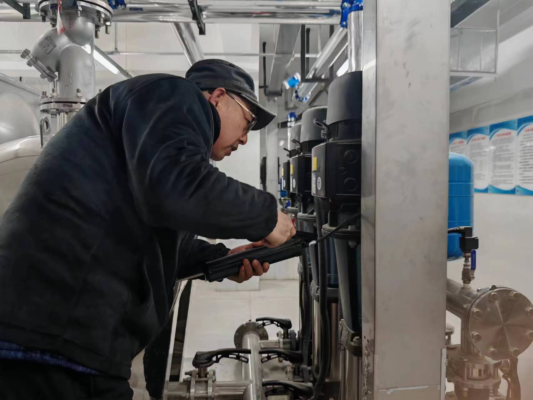 小区二次加压设备巡检