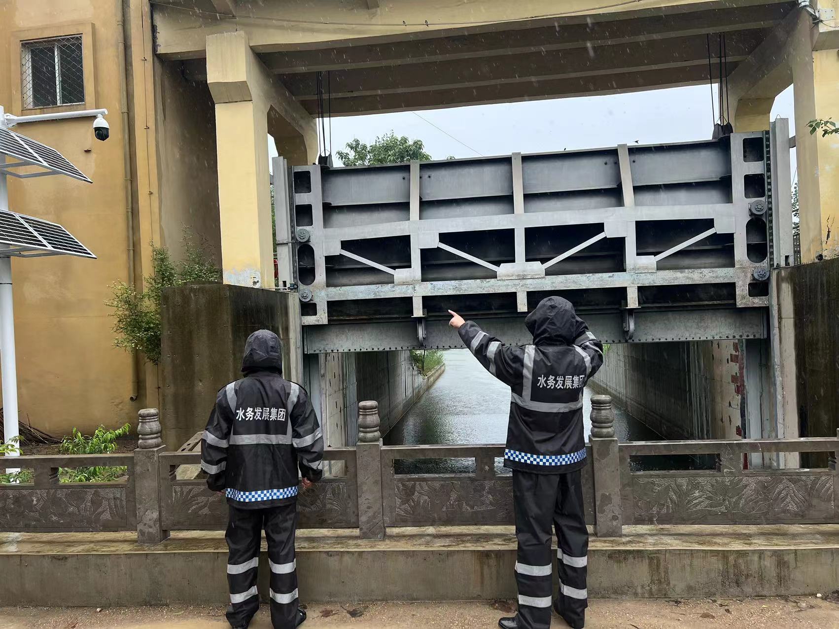 湖东堤及四座水闸安全巡查