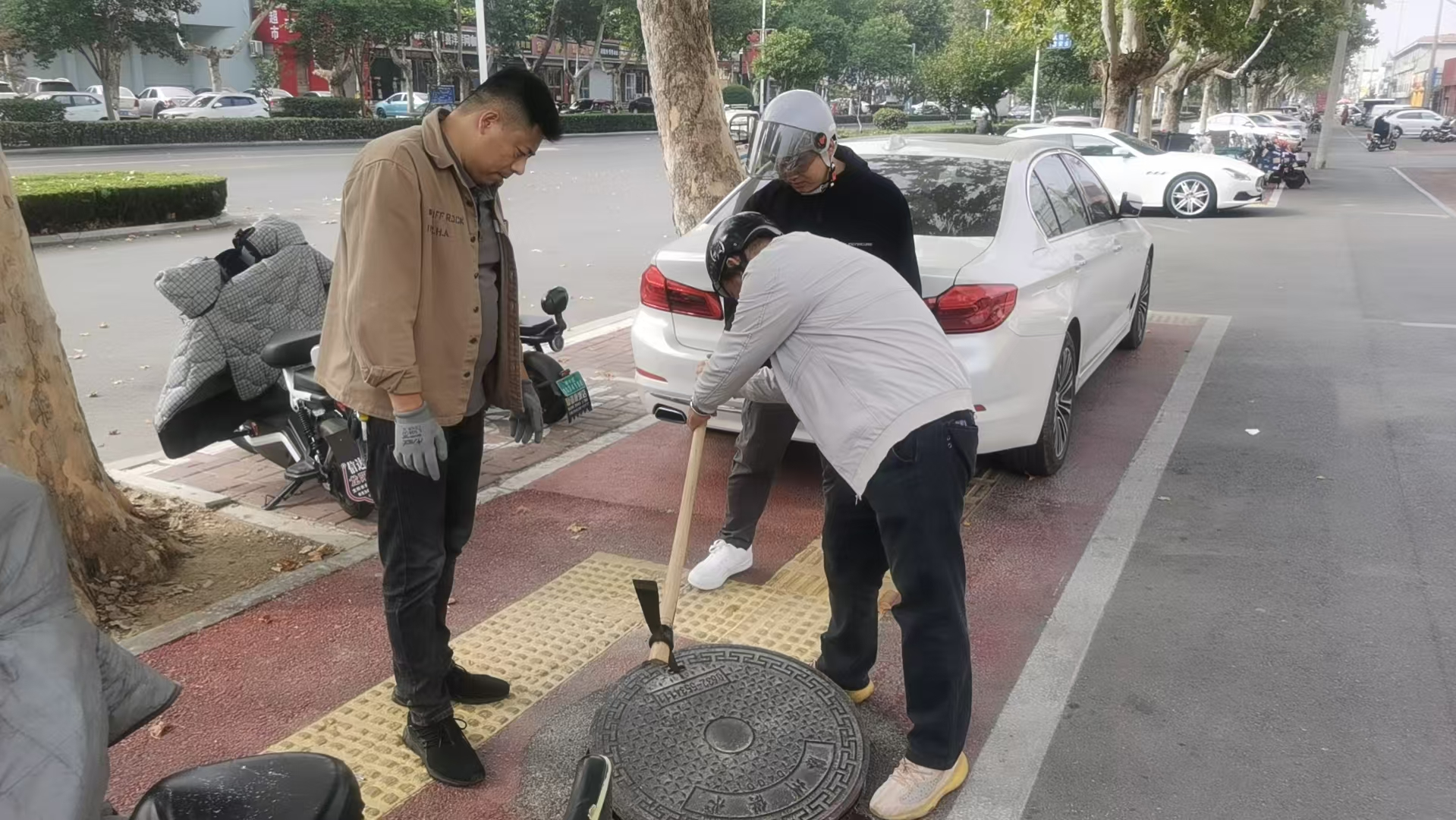 【集团动态】加强管线巡查  确保供水安全—市中润供水有限公司开展输水管线巡查工作