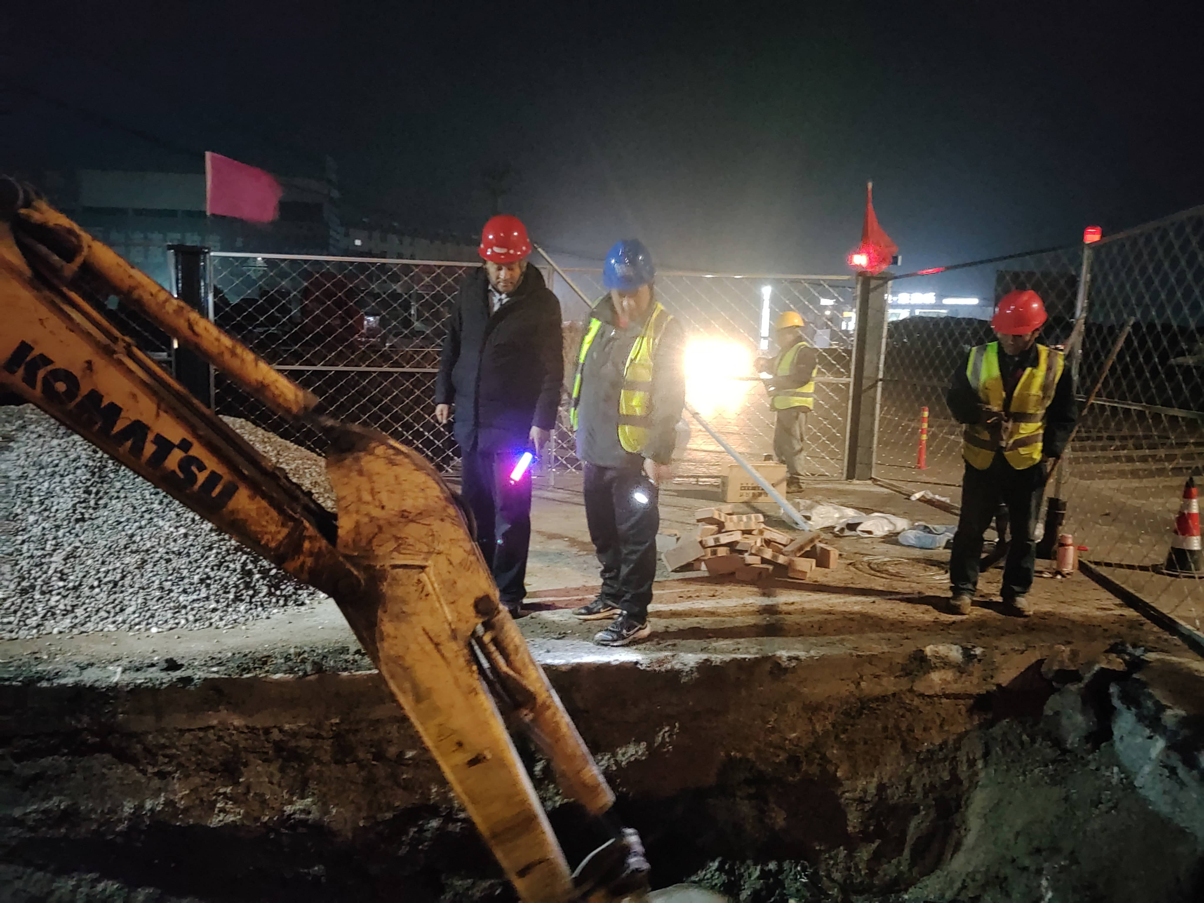 抢抓振兴北路积水点改造工程施工工期