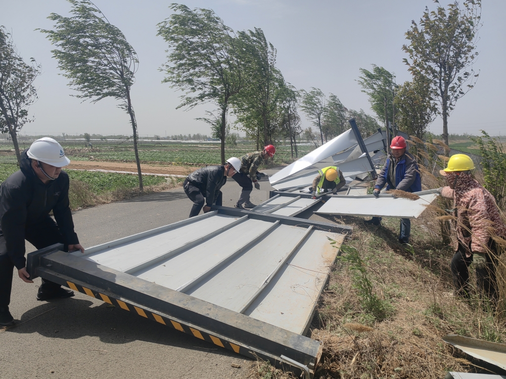 【集团动态】逆风筑牢安全屏障—市浩润水务经营有限公司高效应对强风守护工程安全