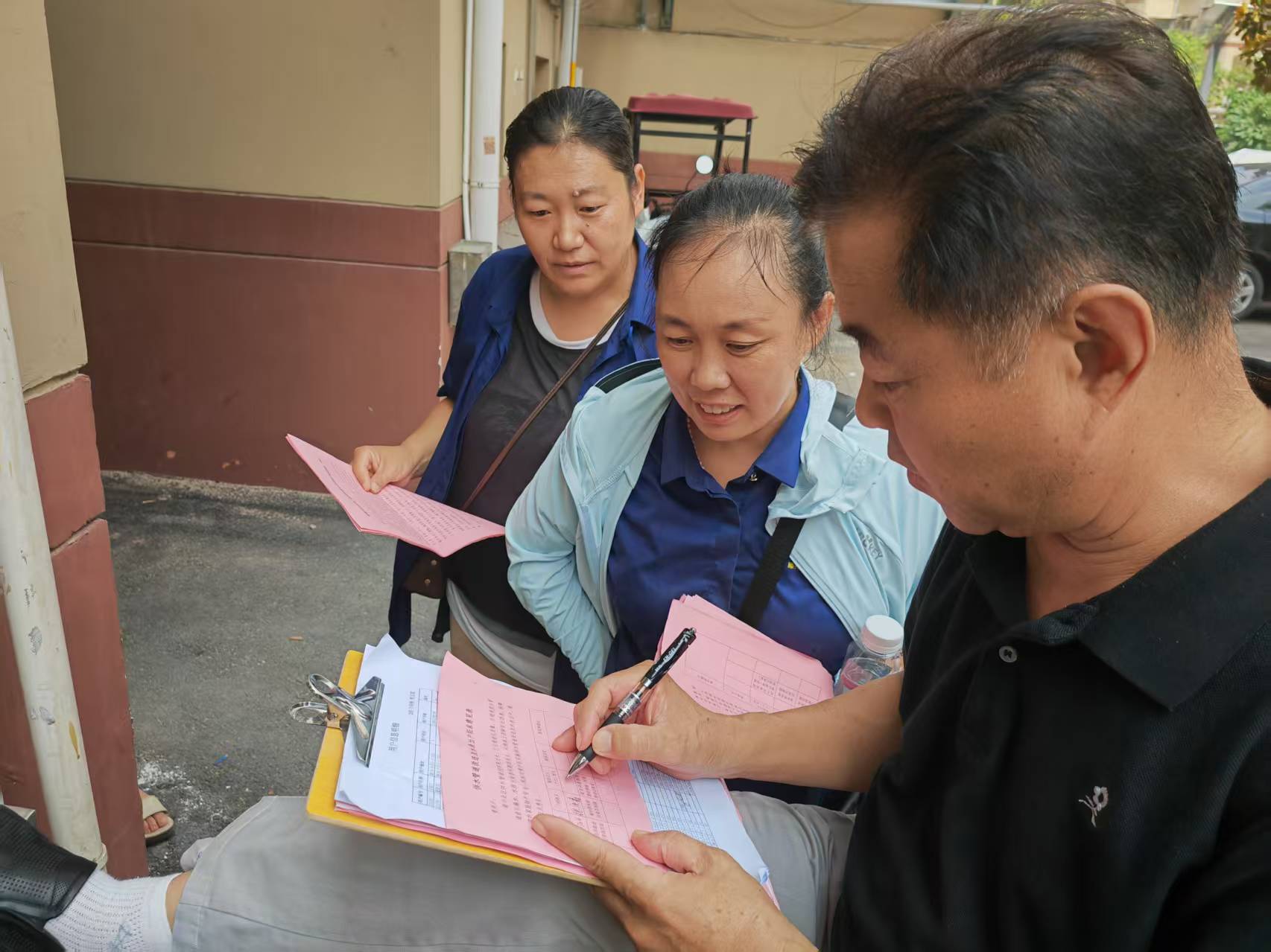 新兴小区户内供水管道、贸易结算水表实施工程改造移出户外征求意见