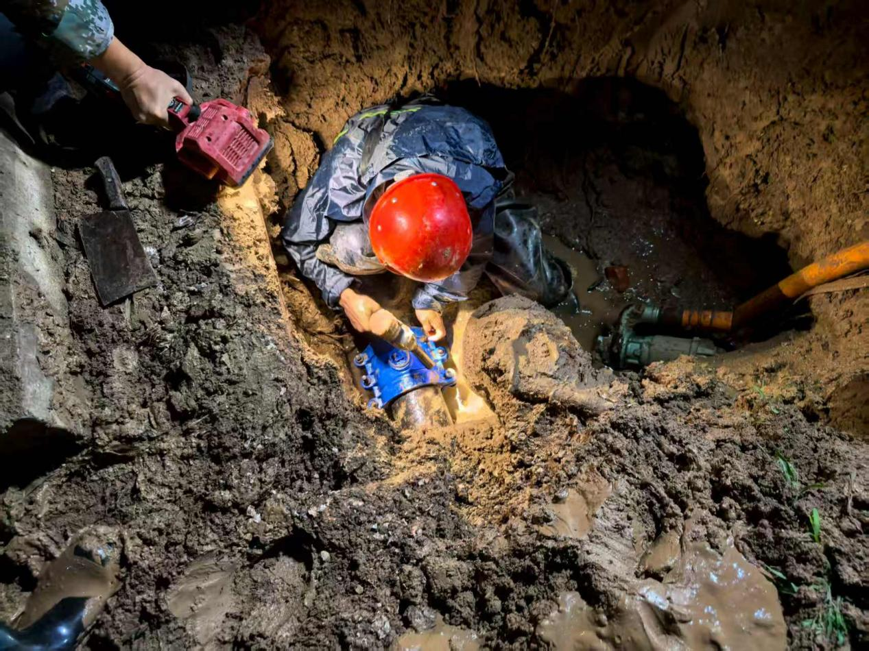 1966426155259023360.png 图片2.png