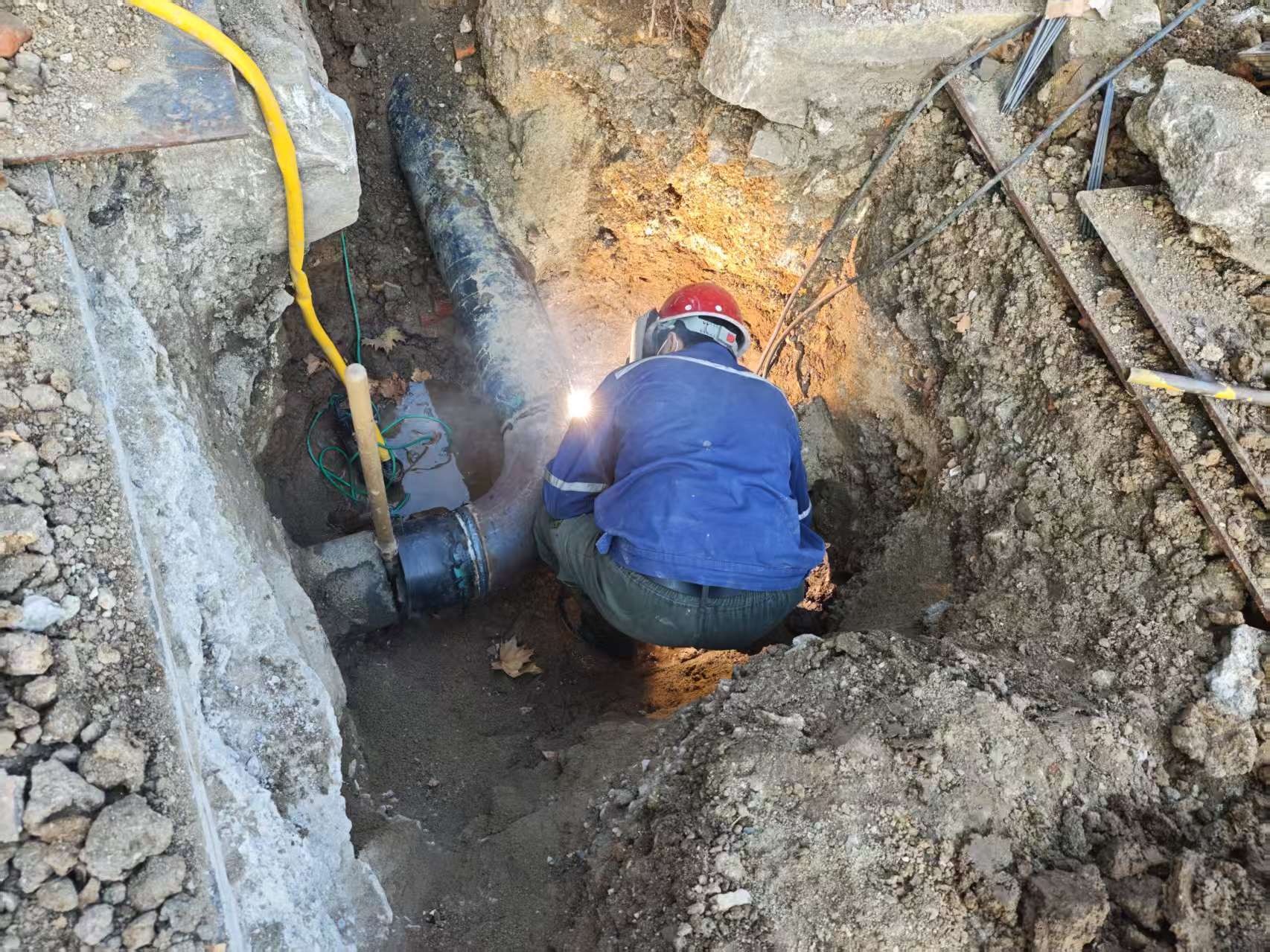 善国路DN200管道改造